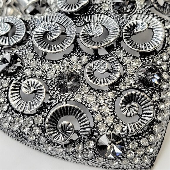 Heart Pendant Necklace, Crystal Studded Heart Pendant Fashion Necklace - Picture 4 of 15